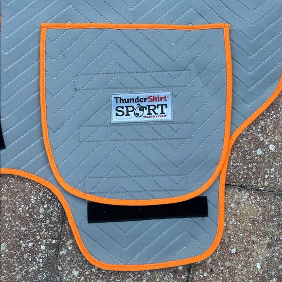 THUNDERSHIRT Platinum Anxiety Vest For Dogs size Medium - Picture 5 of 12